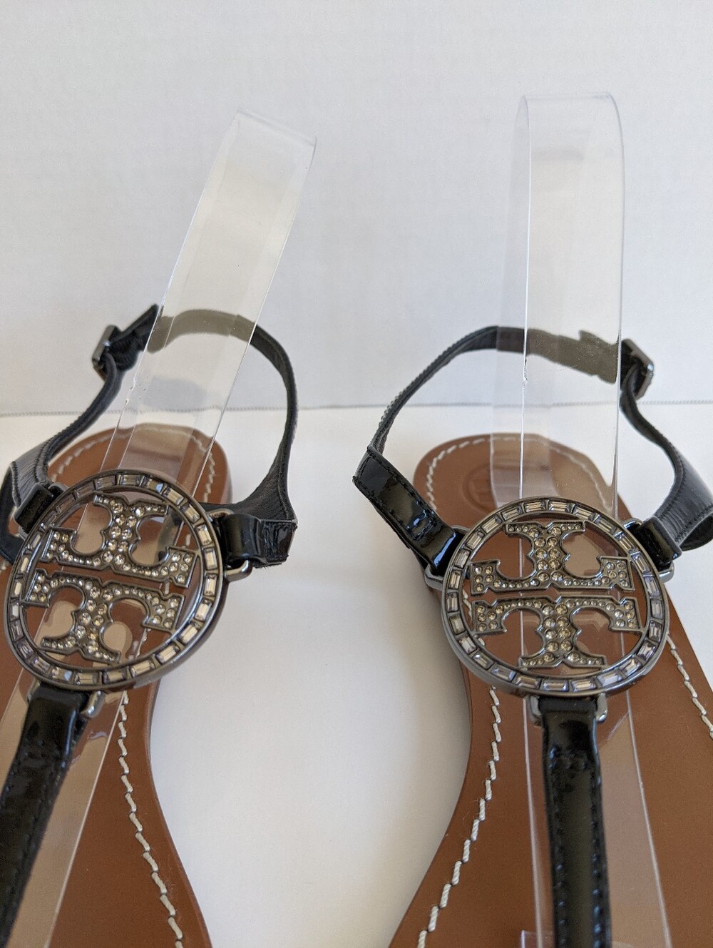 Tory Burch Violet Thong Sandal - Picture 6 of 15